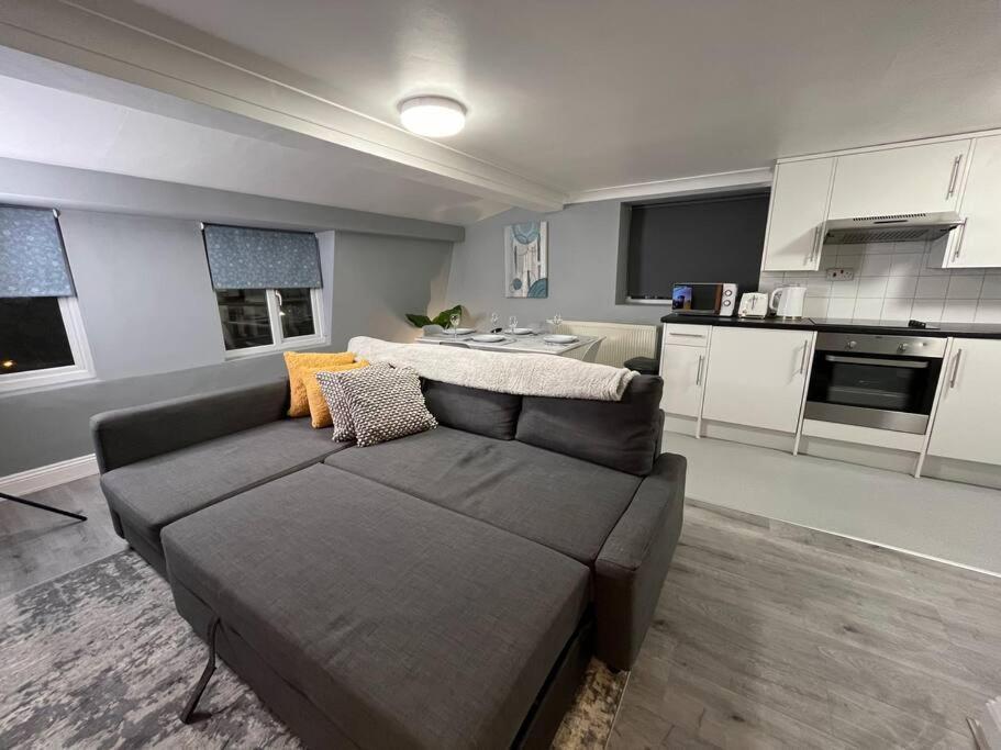 Modern With Stylish Terrace - Your London Oasis! Εξωτερικό φωτογραφία